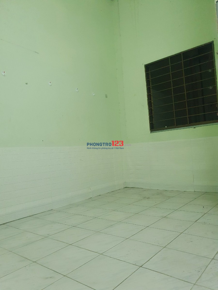 Phòng GIÁ RẺ, gần Hàng Xanh- ĐH Hutech, 69/28 D2