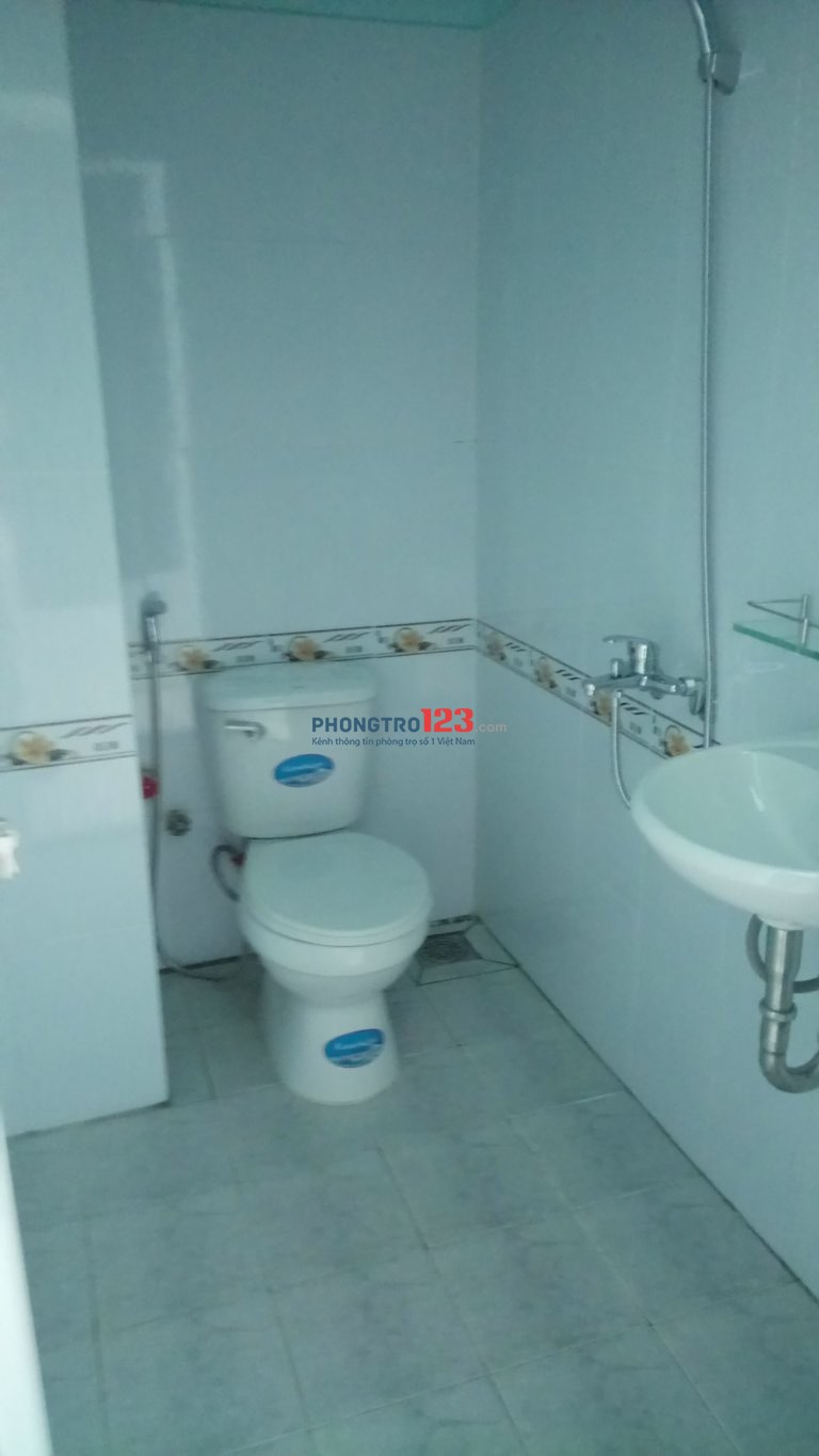 Cho thuê phòng đẹp, mới, tiện nghi cao cấp, giờ tự do trung tâm Quận 4
