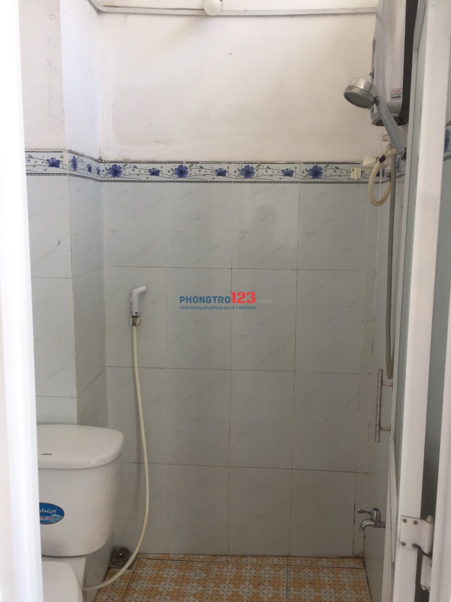 Chính chủ cho thuê phòng trọ đường D1, P25,Q.Bình Thạnh.