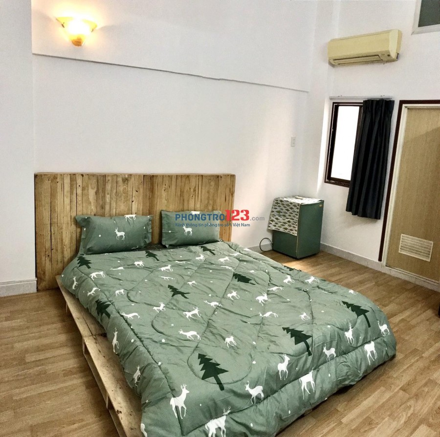 Phòng Trọ Cho Thuê Giá Rẻ View Ban Công Diện Tích 30m2