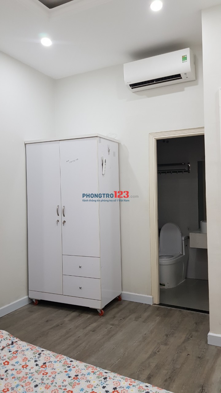 Phòng cao cấp full nội thất, hẽm XH 3/45 Thành Thái, P14, Q10