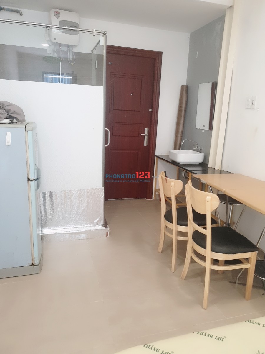 Phòng trọ đầy đủ nội thất diện tích 35m2 cho thuê giá 4,5 triệu/tháng