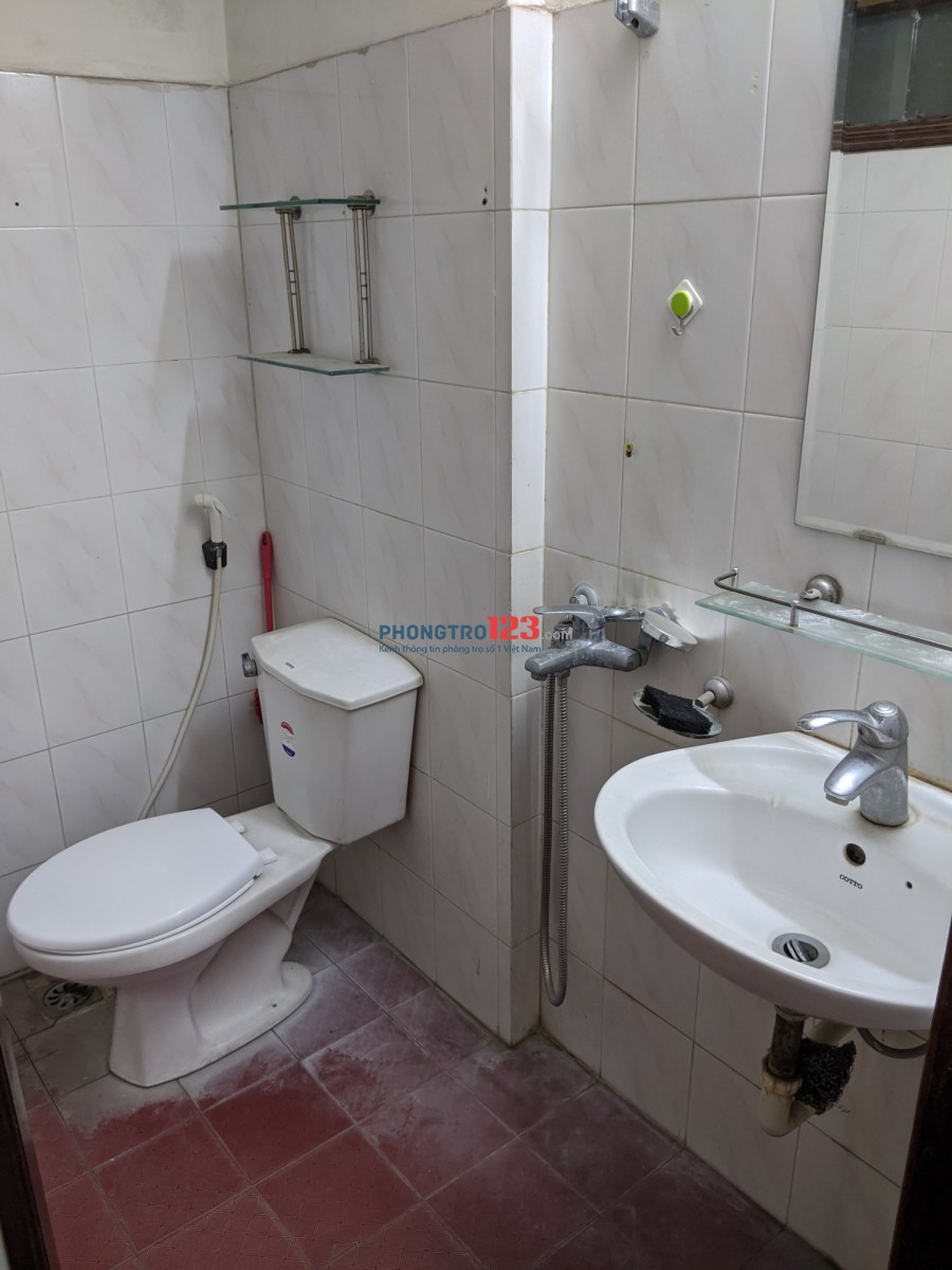 Phòng trọ 15-25m2 ngõ 61 Hoàng Cầu, có điều hoà