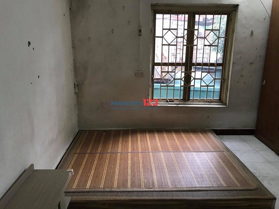 Cho thuê căn hộ tầng 4 khu vực Nghĩa Tân đầy đủ tiện nghi