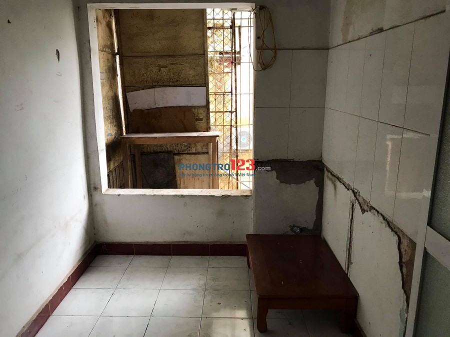 Cho thuê căn hộ tầng 4 khu vực Nghĩa Tân đầy đủ tiện nghi