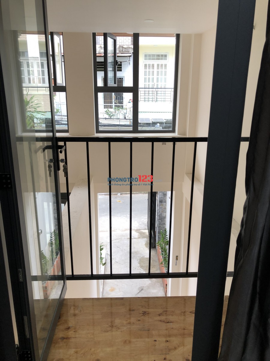 Căn hộ mini, Balcony riêng, full nội thất đường Lạc Long Quân