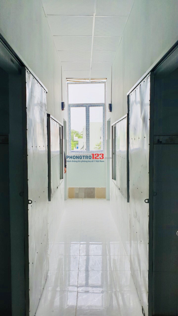 Phòng trọ khu nhà cao tầng mặt tiền Trần Bá Giao diên tích từ 18 đến 20m2 bảo vệ 24/24