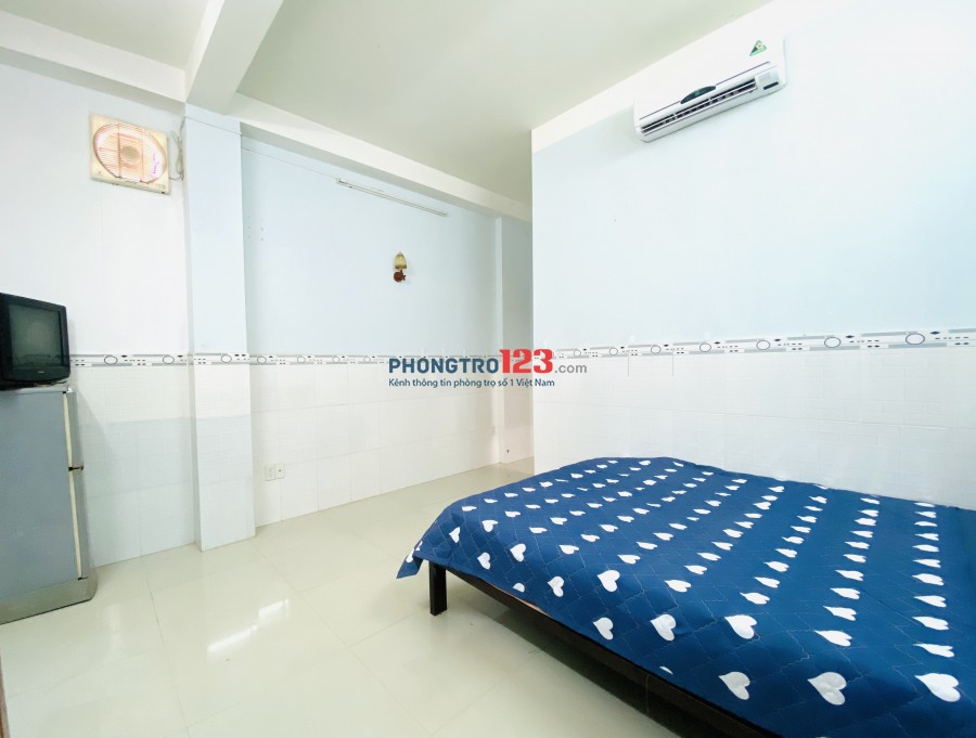 Phòng Q1 Full Nội Thất, Free Dịch Vụ, LÌ XÌ NGAY 500,000đ