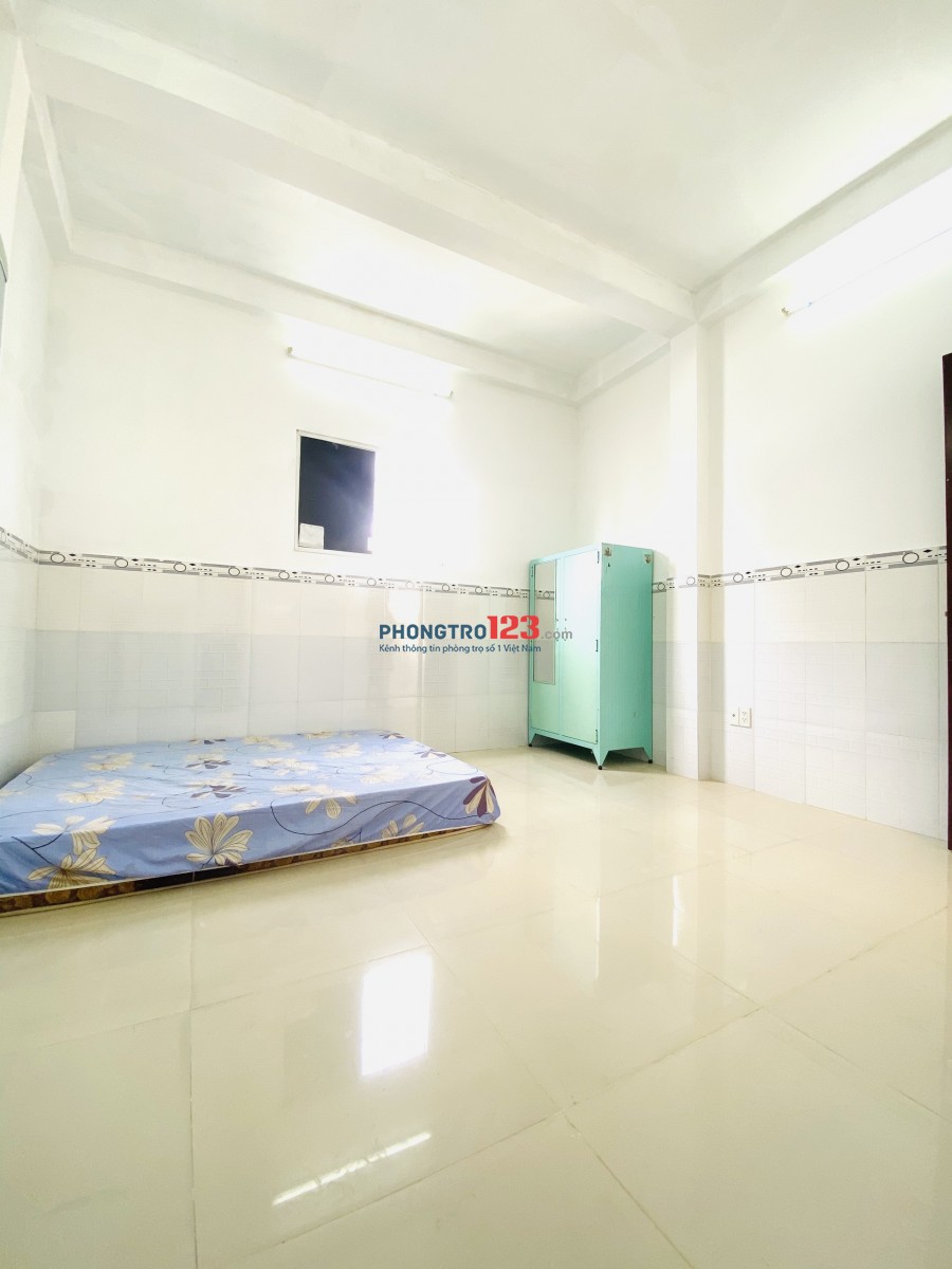 Phòng Q1 Full Nội Thất 18m2, Free Dịch Vụ, COVID giảm giá lì xì 500.000đ