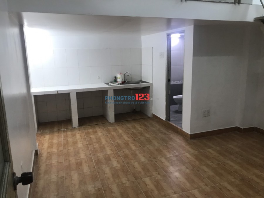 Cho thuê căn hộ không nội thất 55m2 – quận Bình Thạnh