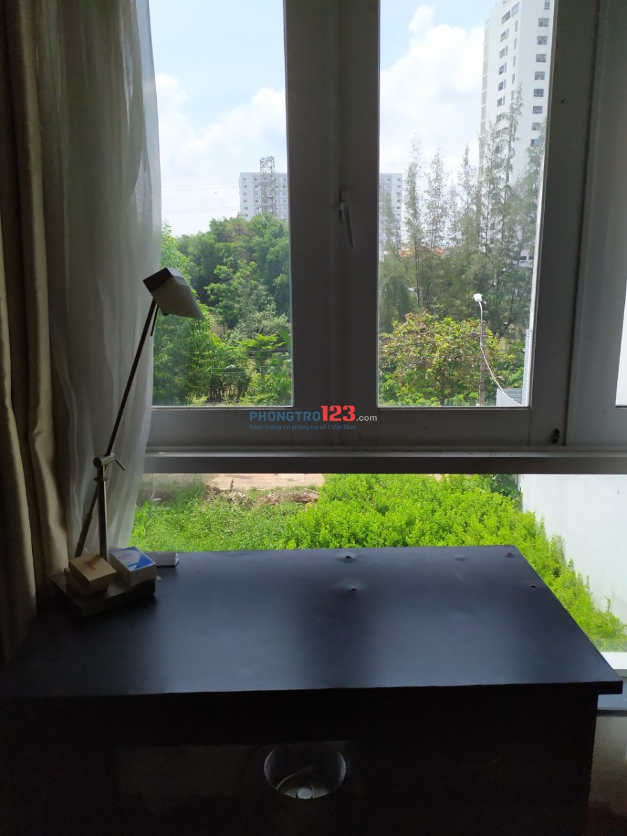 Phòng đẹp rộng rãi thoáng mát, view đẹp, khu biệt thự yên tĩnh