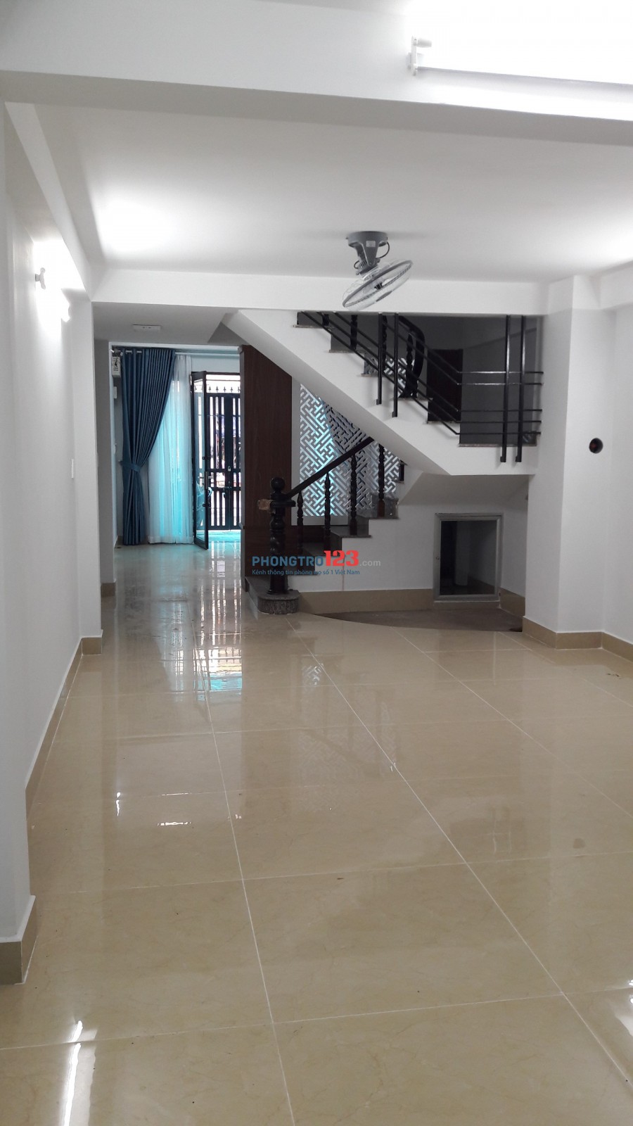 Nhà nguyên căn mới xây 100% 1 trệt 3 lầu, KDC An Sương