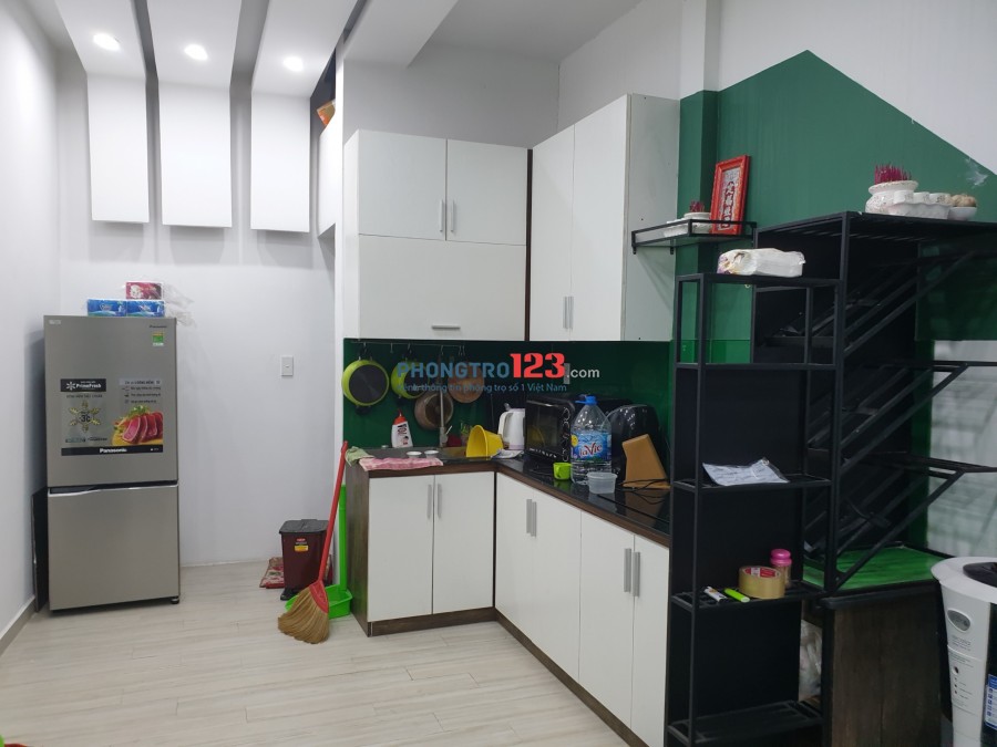 Cho thuê nhà nguyên căn 1 trệt 1 lửng 1 lầu đầy đủ nội thất tại 34 Lô C Phạm Văn Chí P7 Q6