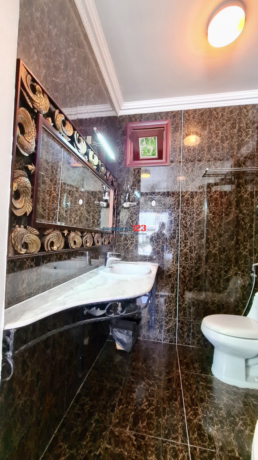 Căn hộ đầy đủ NT - trang bị thang máy - ngay vòng xoay Ngã 6 Phù Đổng Q1