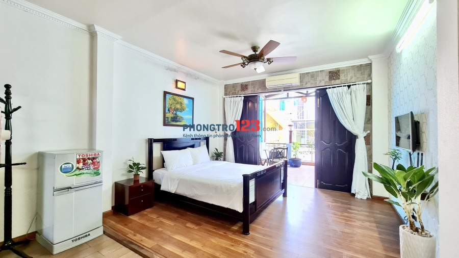 Căn hộ đầy đủ NT - trang bị thang máy - ngay vòng xoay Ngã 6 Phù Đổng Q1