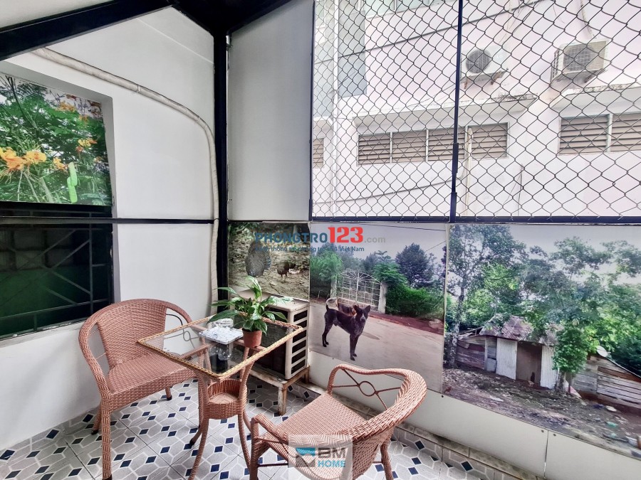 Căn hộ Q1 đầy đủ NT - trang bị thang máy - bếp - vị trí đắc địa tại vòng xoay Ngã 6 Phù Đổng