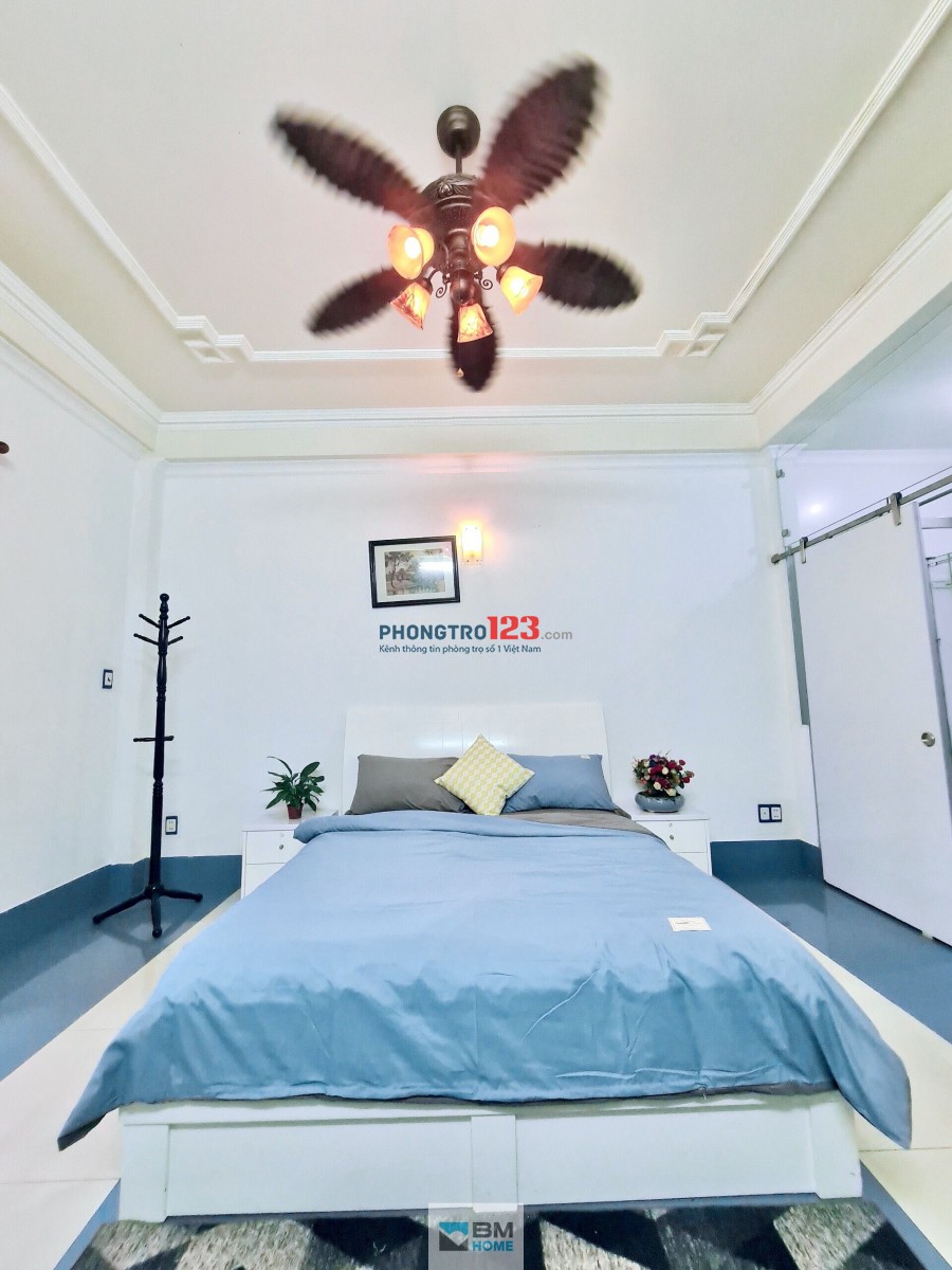 Căn hộ Q1 đầy đủ NT - trang bị thang máy - bếp - vị trí đắc địa tại vòng xoay Ngã 6 Phù Đổng