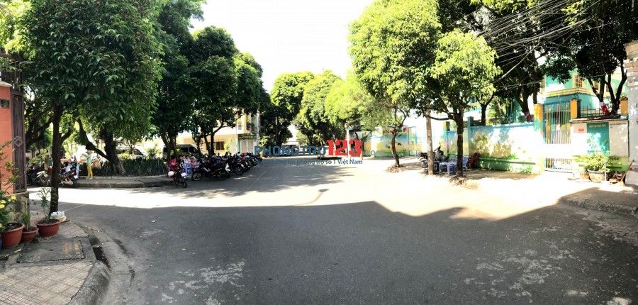 [HÌNH THẬT 100%] - Khu cư xá Nguyên Hồng, có công viên, Phòng full nội thất, Ban công, Giờ giấc tự do.