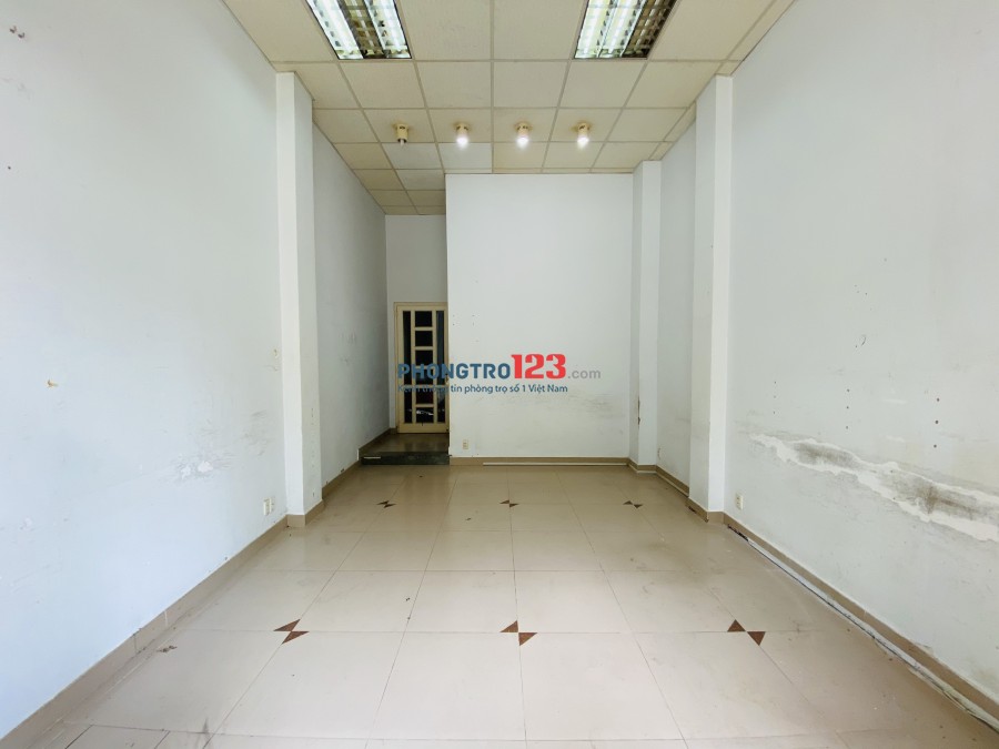 Cho thuê mặt bằng 25m2 có WC riêng tiện kinh doanh đường ​Nguyễn Gia Trí (D2 cũ) P25 Bình Thạnh