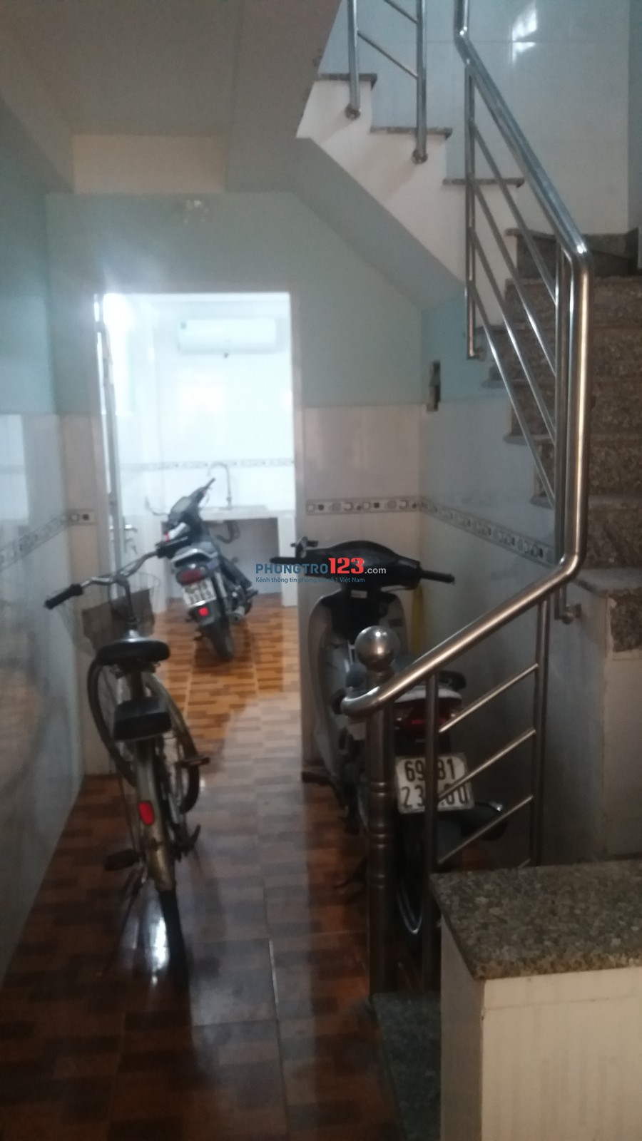 Phòng trọ Quận 3; đường CMT8; 16 m3, 3,3 triệu/tháng