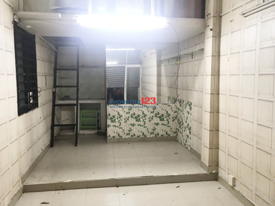 Cho thuê phòng 21m2 tầng trệt có gác và máy lạnh có thể KD Tại Quang Trung P10 Q Gò Vấp