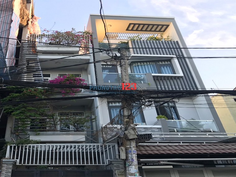 Nhà cho thuê đường Nguyễn Cửu Vân 5x22m, mặt tiền, giá cực sốc !!!
