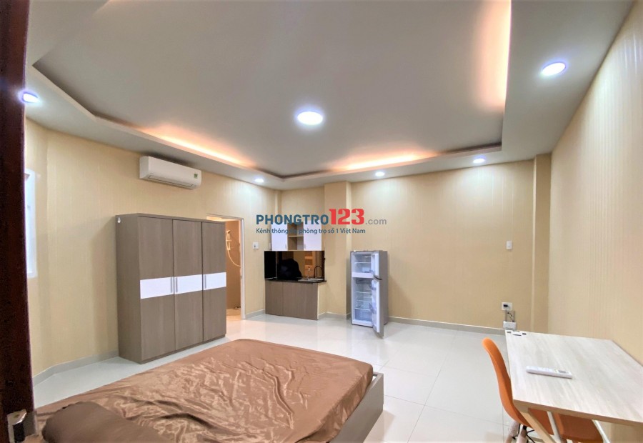 Căn Hộ DV Full Nội Thất Ngay Mặt Tiền Cầu Nguyễn Văn Cừ- Đừng Bỏ Lỡ