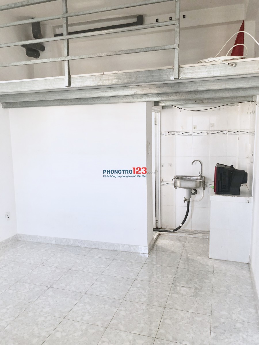 Phòng trọ mới có gác đường Nguyễn Văn Công, Quận Gò Vấp
