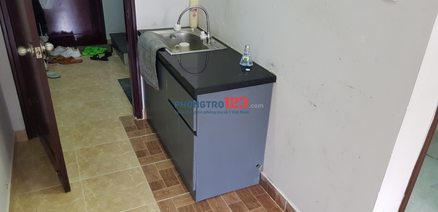 Cần cho thuê phòng rộng đẹp thoáng mát ở 181/3/22 Phan Đăng Lưu, P.1, Q. Phú Nhuận