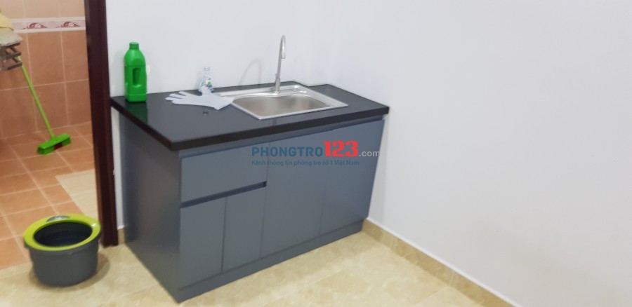 Cần cho thuê phòng rộng đẹp thoáng mát ở 181/3/22 Phan Đăng Lưu, P.1, Q. Phú Nhuận