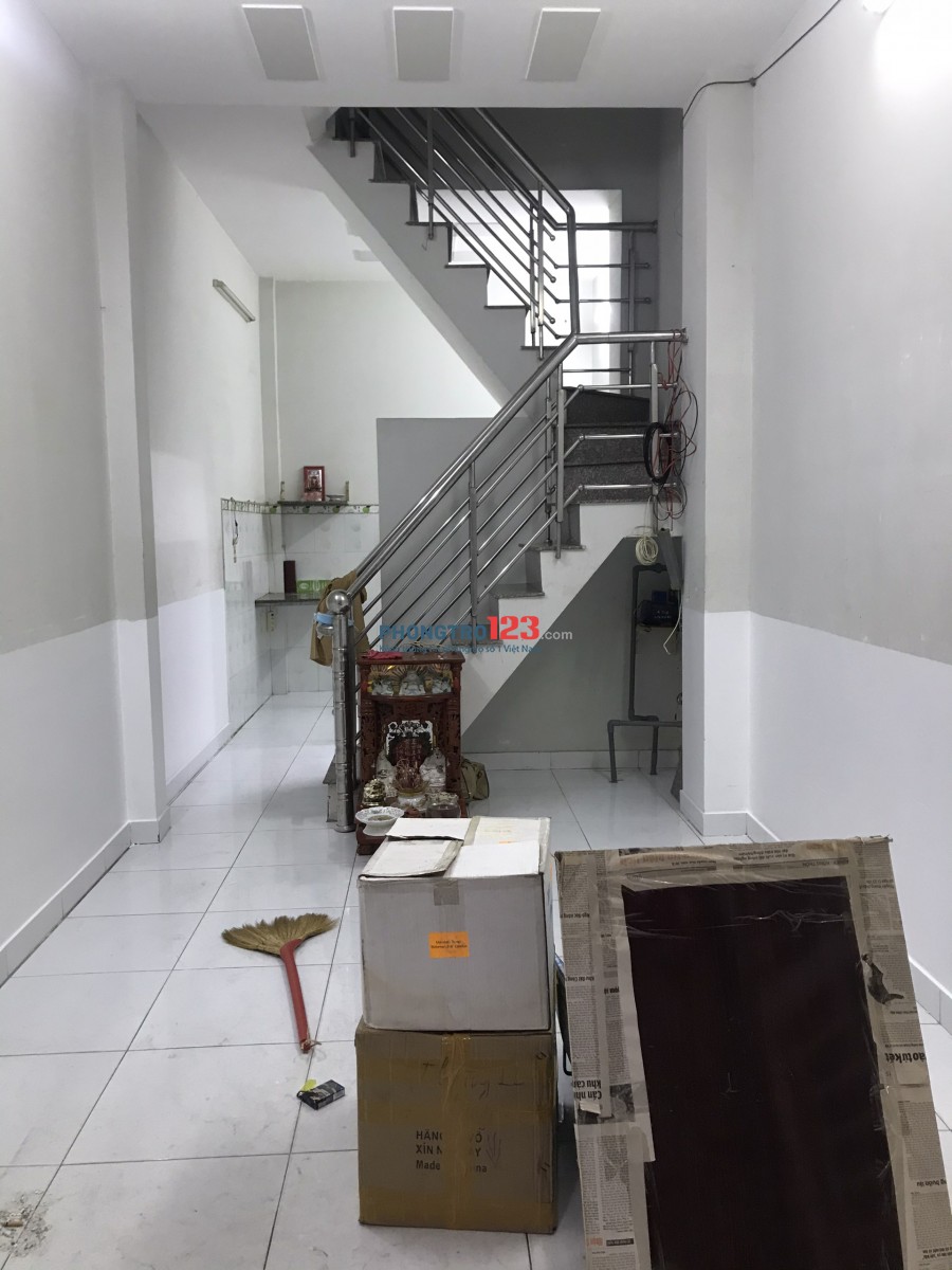 Cho thuê nhà nguyên căn 1 trệt 2 lầu 3x9 tại Huỳnh Tấn Phát P Phú Mỹ Q7 giá 7tr/tháng
