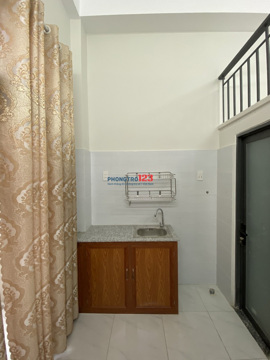 Phòng đẹp chuẩn căn hộ, có thang máy, bảo vệ 24/24, gần chợ Hành Thông Tây, đối diện Mercedes Quang Trung