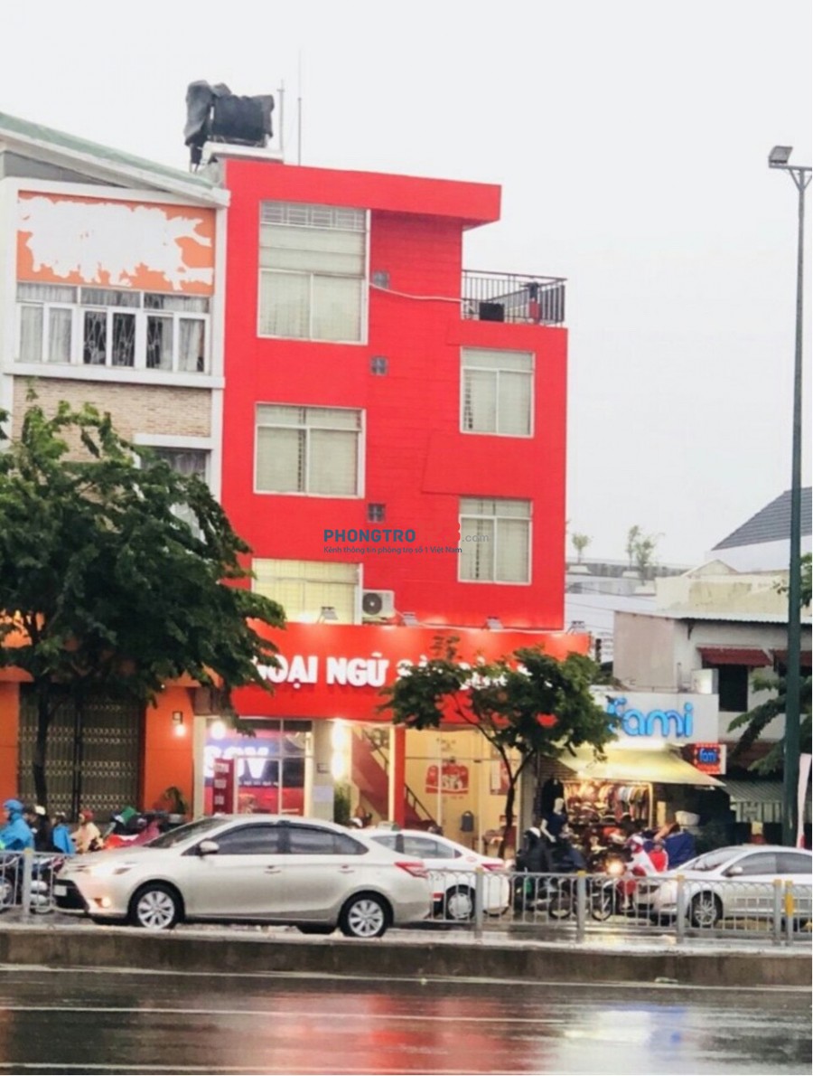 Cho thuê nhà mặt tiền 2 căn đôi 1 trệt 2 lầu 5pn tại 363 - 365 Phạm Văn Đồng P11 Q BThạnh