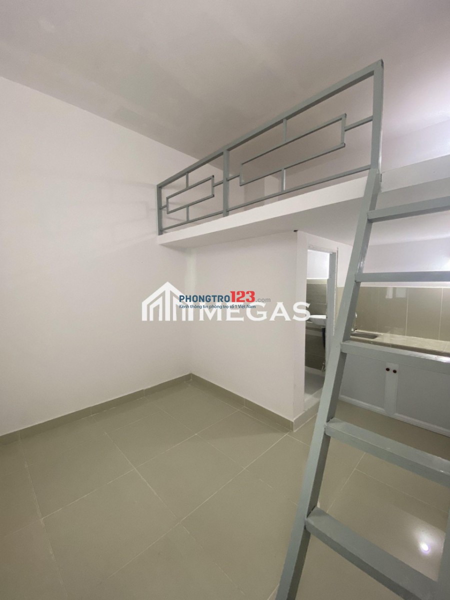 Phòng mới xây ngay Trường Chinh-Cầu Vượt Hoàng Hoa thám có máy lạnh giá rẻ