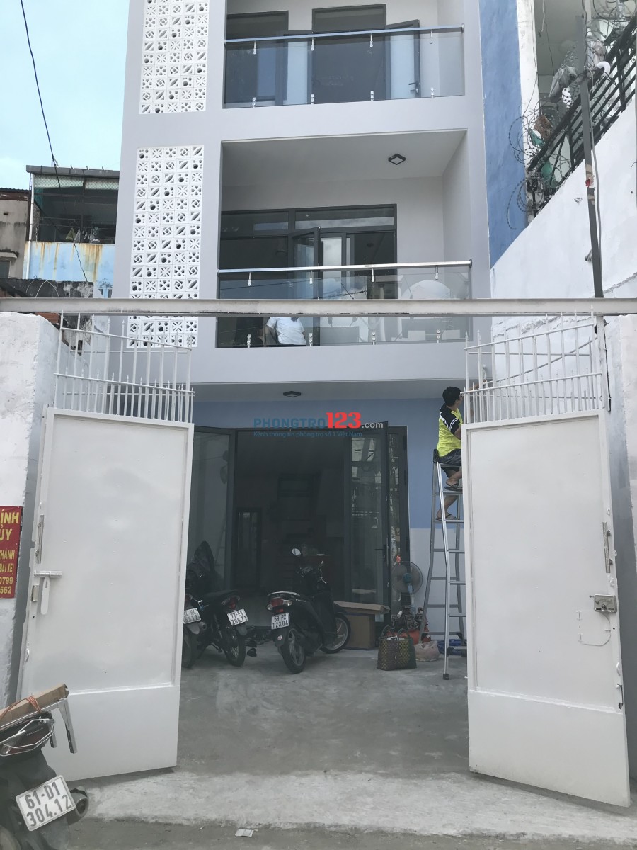 Cho thuê mặt bằng KD 80m2 nhà mặt tiền mới xây tại 32B Vân Côi P7 Q Tân Bình