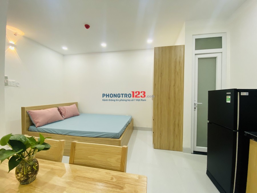 KHAI TRƯƠNG PHÒNG TRỌ MỚI, GIÁ RẺ, CÓ NỘI THẤT, TIỆN NGHI. GẦN CẦU VƯỢT HOÀNG HOA THÁM - ETOWN. LH 0937555933
