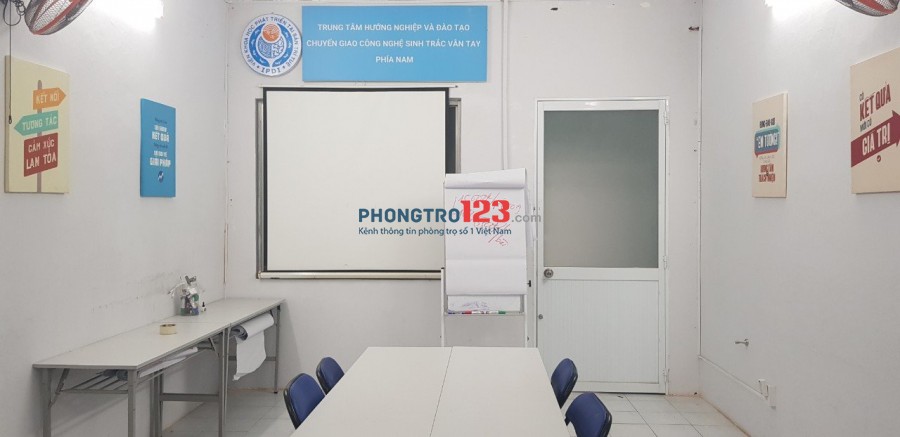 Cho thuê phòng dạy học 32m2 có sẵn vật dụng nhà mặt tiền Đường Ba Vì CX Bắc Hải Q10