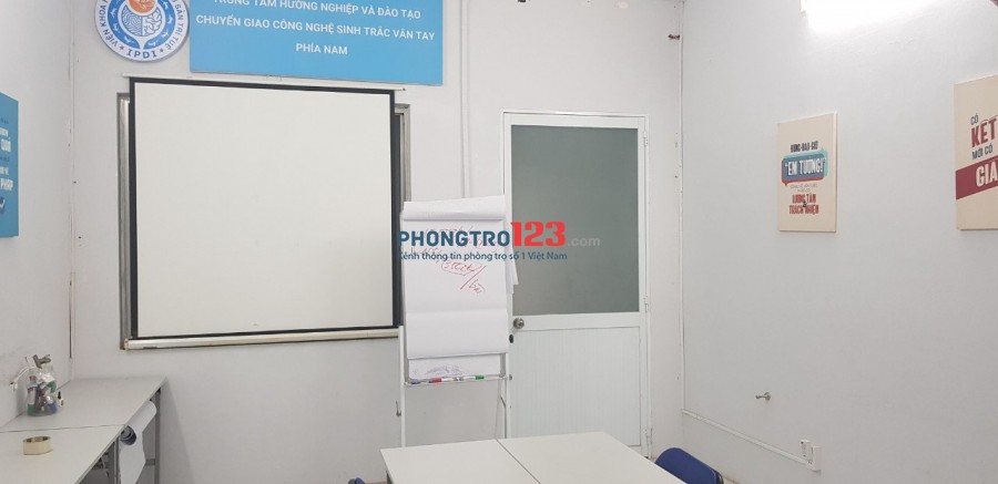 Cho thuê phòng dạy học 32m2 có sẵn vật dụng nhà mặt tiền Đường Ba Vì CX Bắc Hải Q10