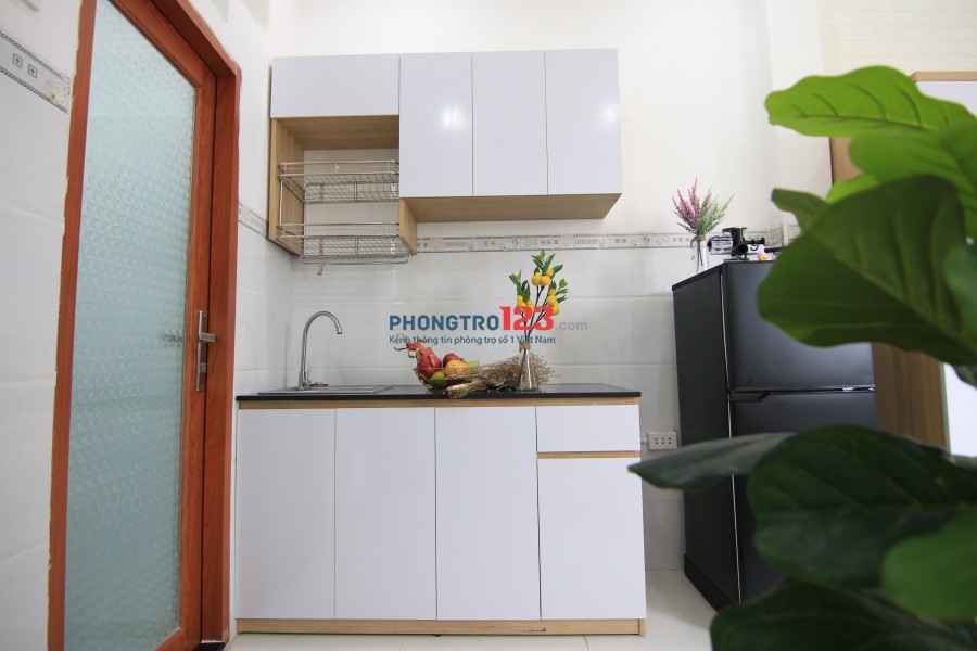 Phòng dạng Studio full nội thất mới 100% chỉ việc xách vali vô ở - trung tâm Quận 3