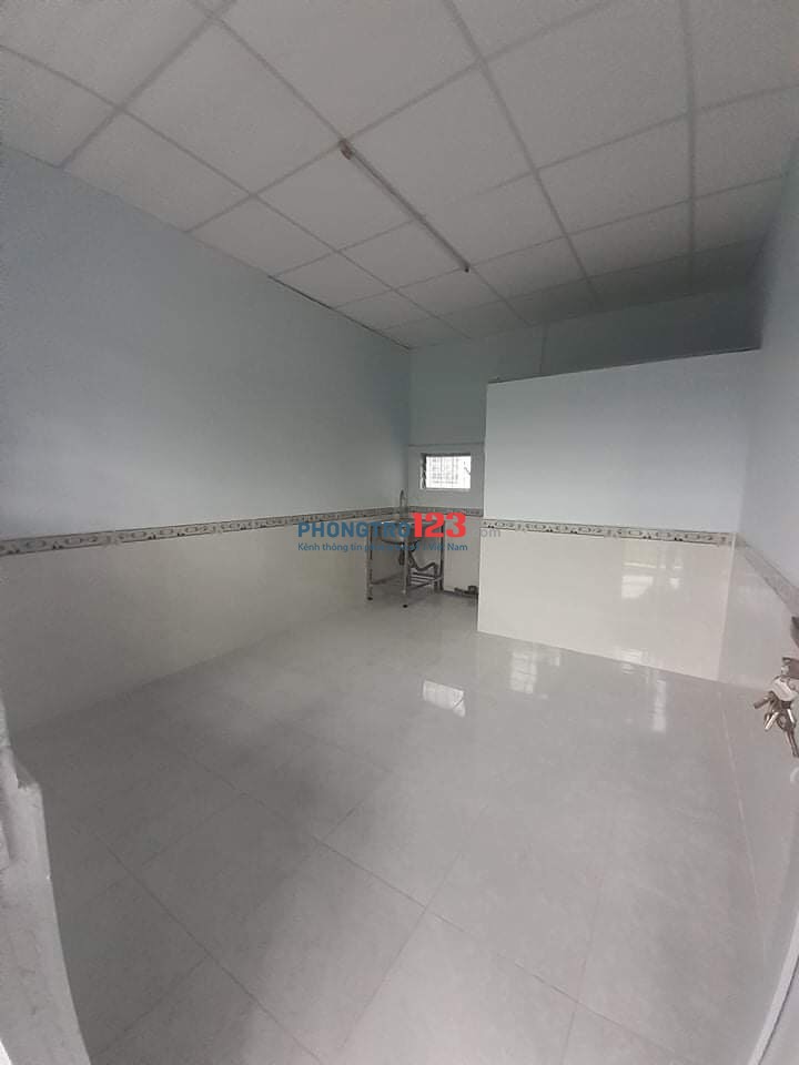 Phòng trọ có máy lạnh, wifi, giờ giấc tự do