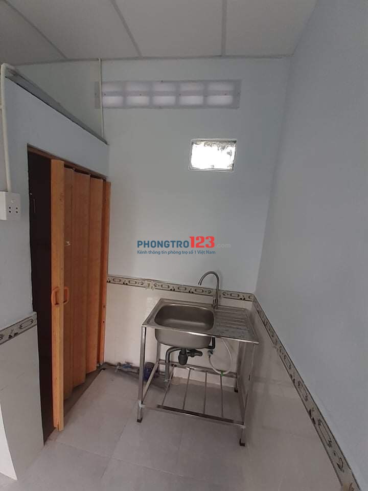 Phòng trọ có máy lạnh, wifi, giờ giấc tự do