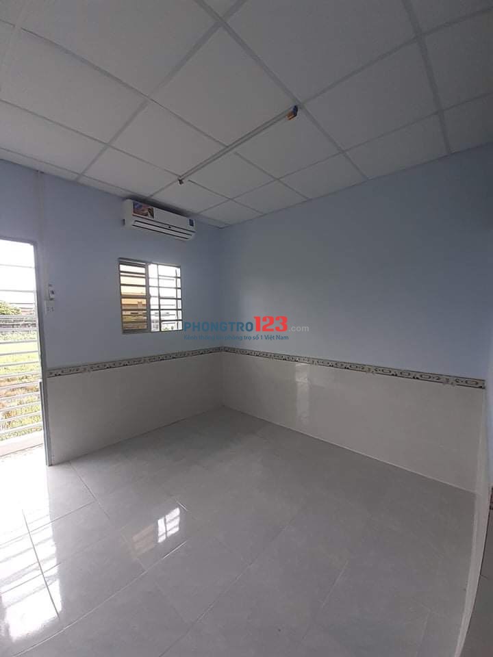 Phòng trọ có máy lạnh, wifi, giờ giấc tự do