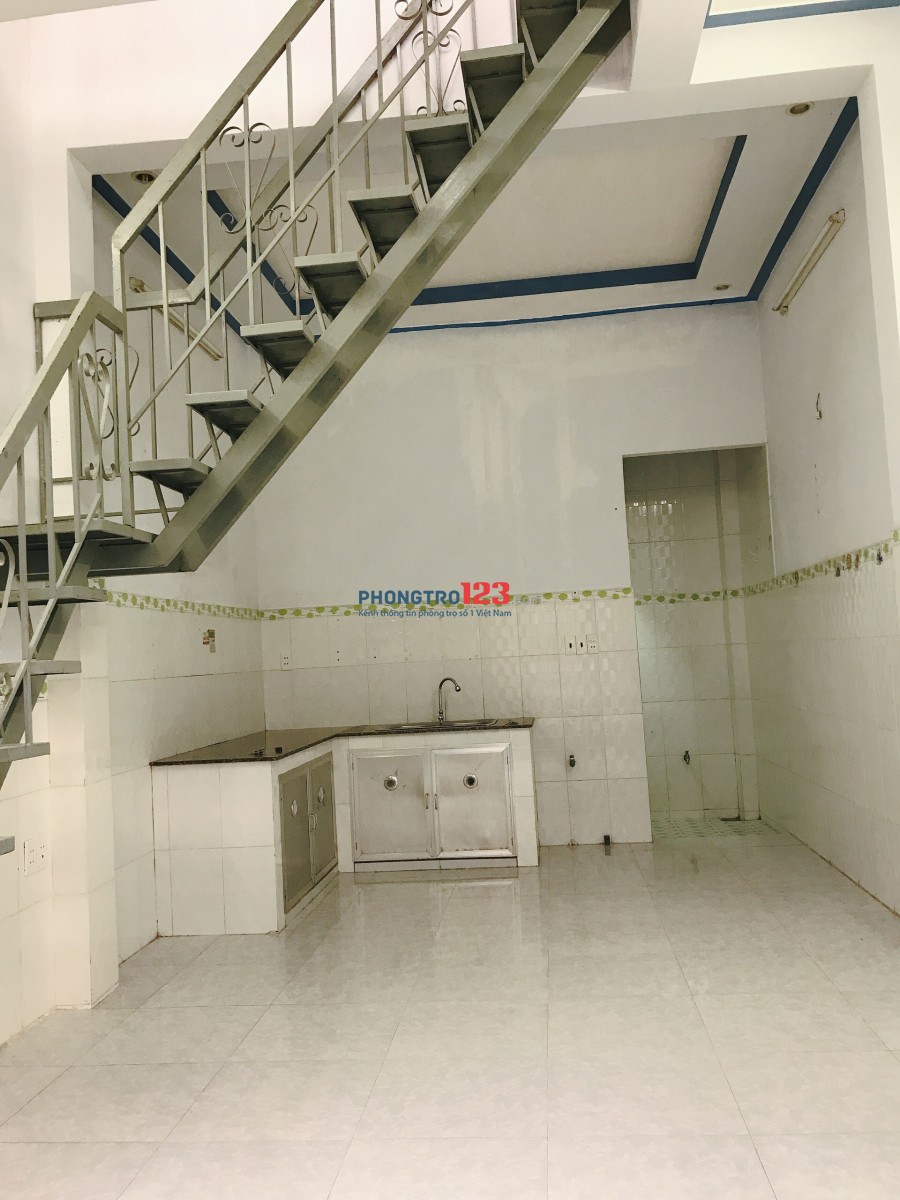 Nhà nguyên căn chính chủ (Gần TTTM GigaMall Thủ Đức)