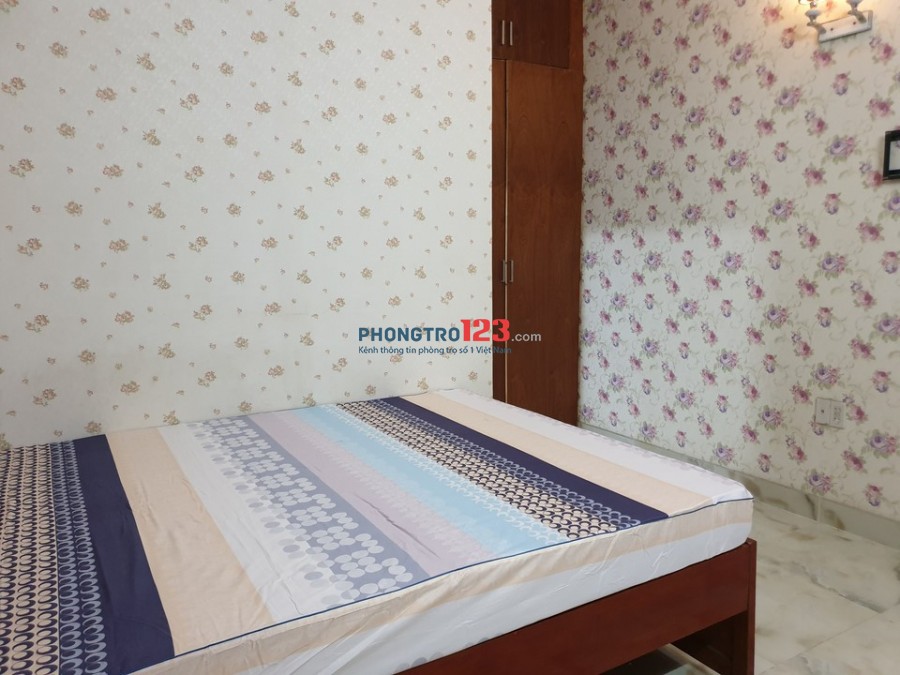 Phòng cuối đường Bình Lợi, đủ tiện nghi, giờ tự do