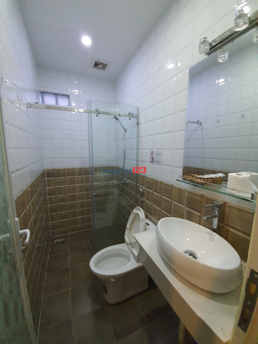 CĂN HỘ DỊCH VỤ FULL NỘI THẤT NẰM NGAY TRUNG TÂM QUẬN 1