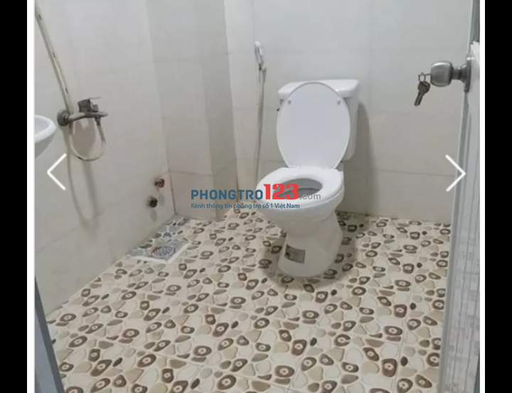Tìm nữ ở ghép làm văn phòng, nhân viên