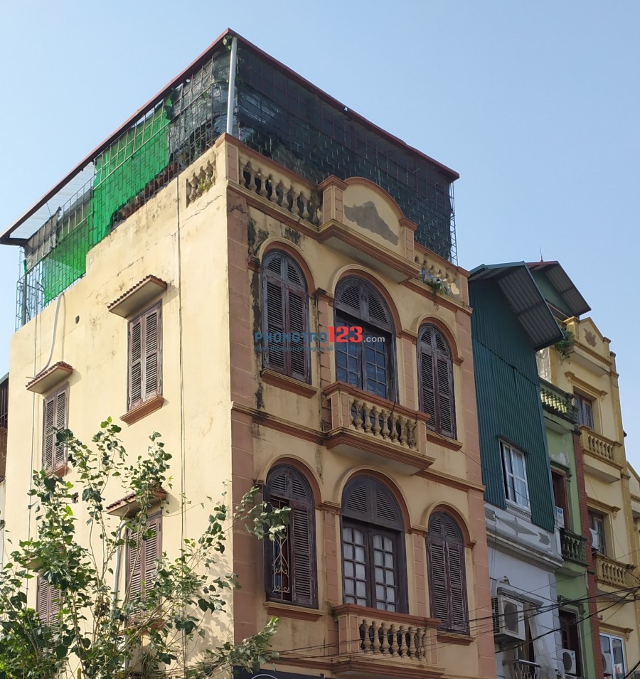 Cho thuê nhà nhà mặt đường 36m2 Yên Sở HM Hà Nội