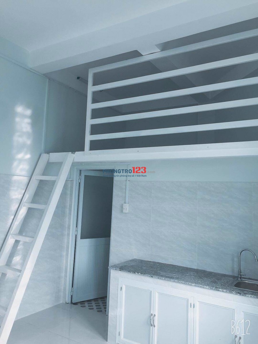 CHDV MẶT TIỀN QUANG TRUNG, góc 2mt, có gác, mới 100%, P8, Gò Vấp
