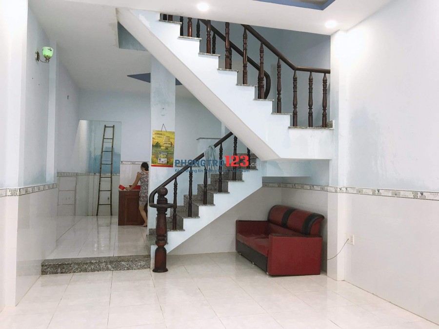 Cho thuê nhà nguyên căn 54m2 1 trệt 1 lầu tại Liên Ấp 2-6 Vĩnh Lộc A BChánh giá 4,5tr/th