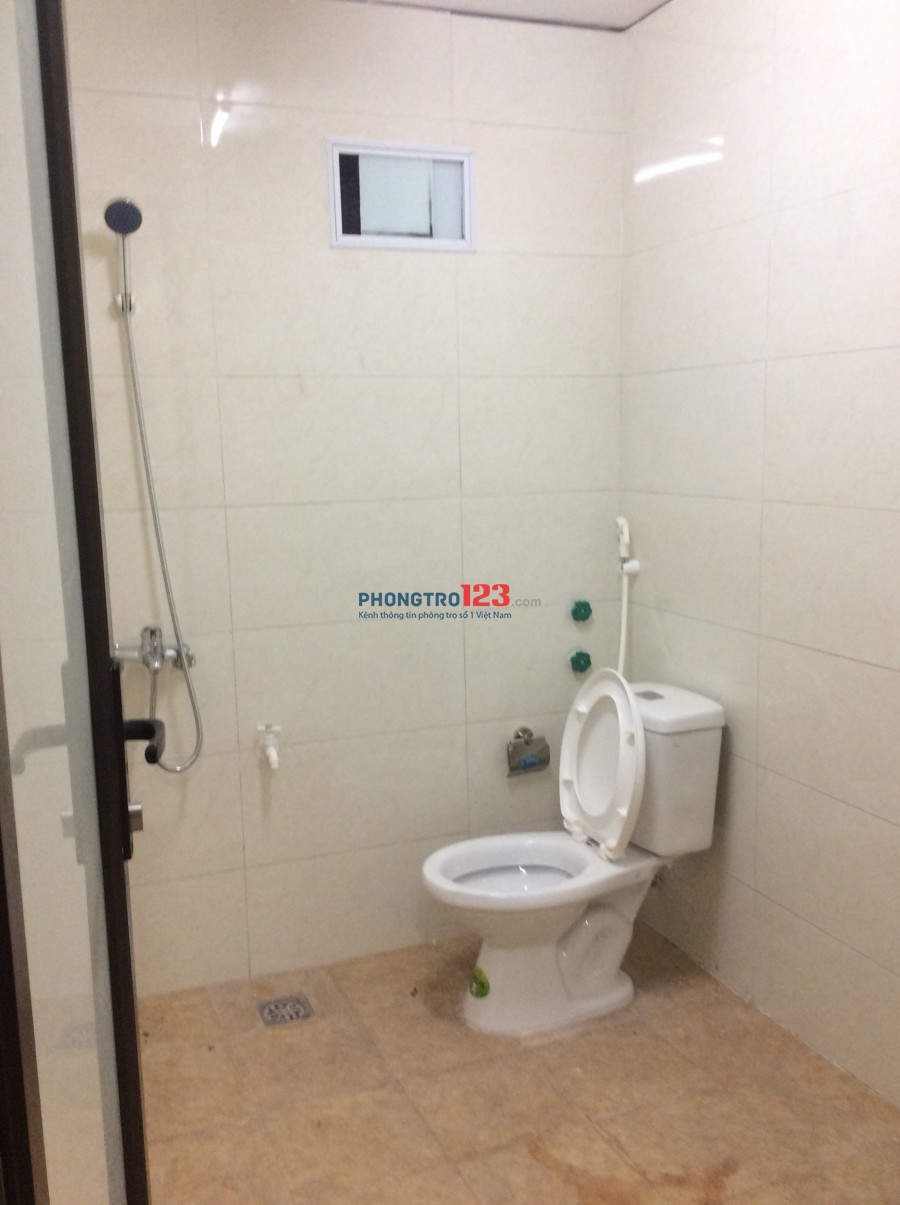 Phòng trọ 17-20 m2 tại phố Phương Mai - Đống Đa